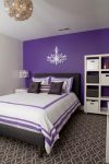 Спальня для парня фиолетовая